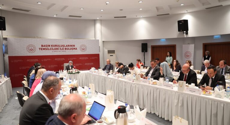 Aile ve Sosyal Hizmetler Bakanı Göktaş: “Bakanlık içerisinde dijital ortamları tarayan bir birim mevcut”