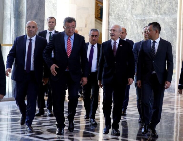 CHP’de Kılıçdaroğlu’nu savunanlar ve eleştirenler arasındaki dengeler nasıl değişti?