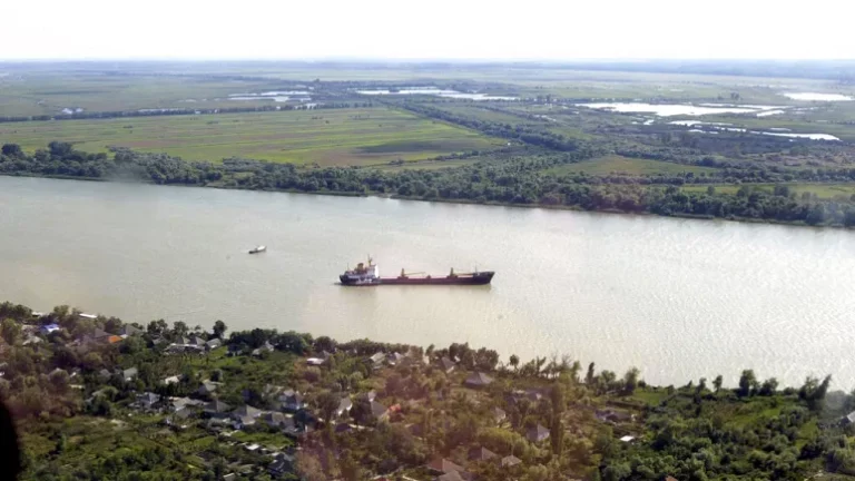 Ukrayna’nın en büyük tahıl üreticisi Tuna Nehri üzerinden ihracat sorununu nasıl aştı?