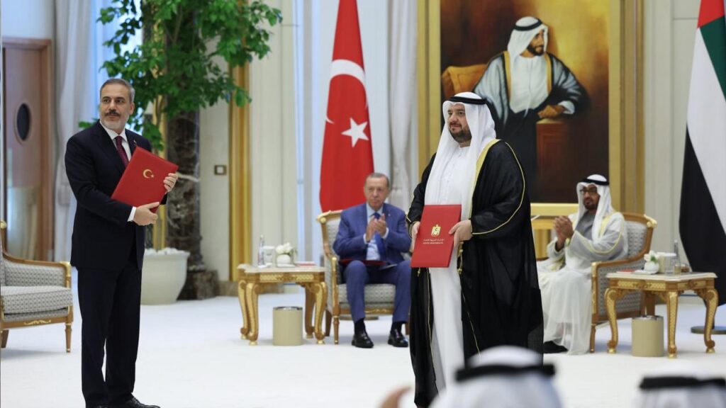 Türkiye ve BAE arasında 13 anlaşma imzalandı
