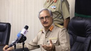 Hafter’den ‘yeniden iç savaş’ sinyali