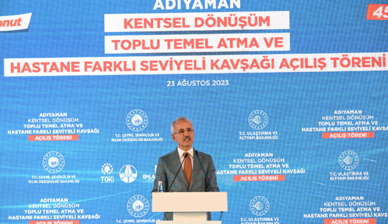 Ulaştırma ve Altyapı Bakanı Abdulkadir Uraloğlu, “Deprem bölgelerine daha çok hizmet edeceğiz”