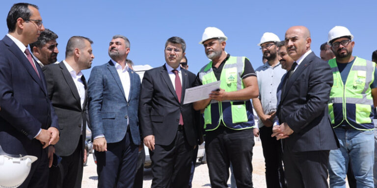 Bakan Yardımcısı Hüseyin Kürşat Kırbıyık, Mardin’de Temaslarda Bulundu