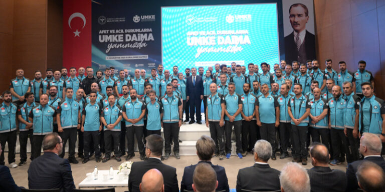 Sağlık Bakanı Koca, Ulusal UMKE Haftası Etkinliğine Katıldı