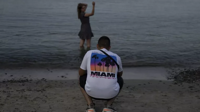 Ukrayna’nın Odesa kenti, işgalden bu yana ilk kez bazı plajları halka açıyor