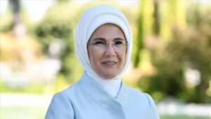 Emine Erdoğan öğrencilerin yeni eğitim öğretim yılını kutladı