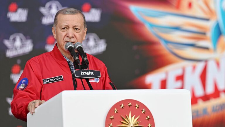Cumhurbaşkanı Erdoğan: Savunma ihracatında hedefimiz 6 milyar doları aşmak