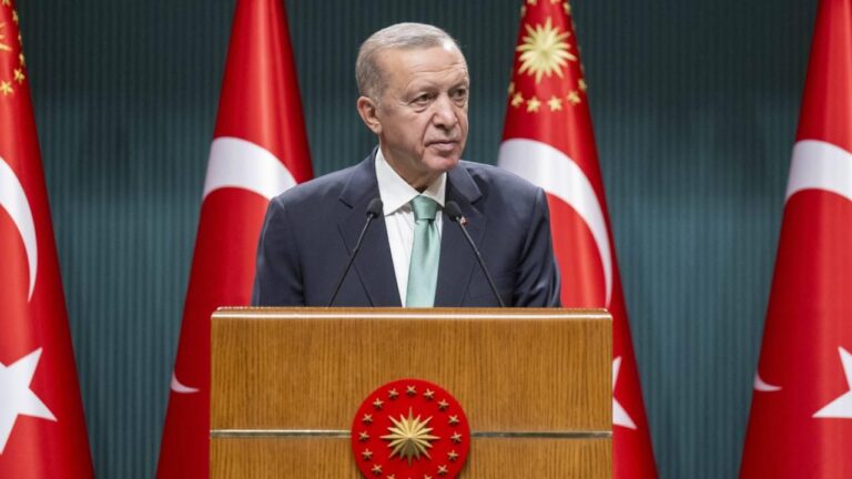 Cumhurbaşkanı Erdoğan: Türkiye yatırımcılar için güvenli liman olmayı sürdürüyor