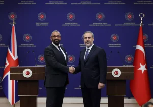 Dışişleri Bakanı Hakan Fidan, İngiliz mevkidaşı Cleverly ile görüştü