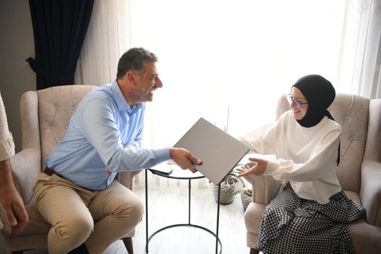 Başkan Kocaman LGS birincisi Bayraklı’yı tebrik etti