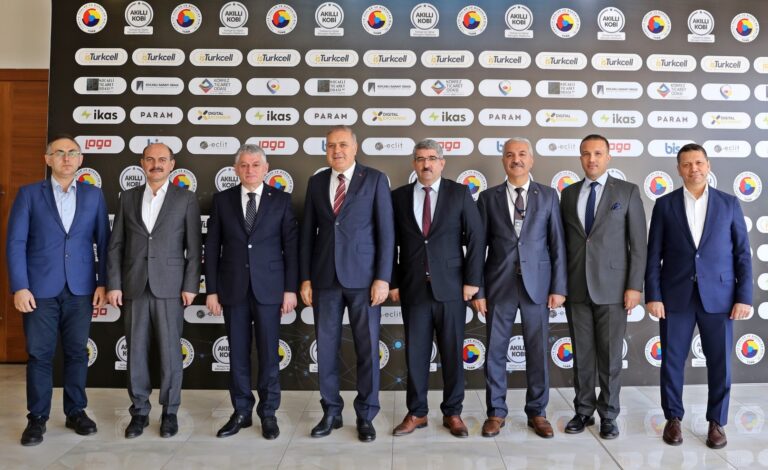 KOBİ’lerin dijital dönüşüm hareketi  Kocaeli Ticaret Odası’ndan başladı