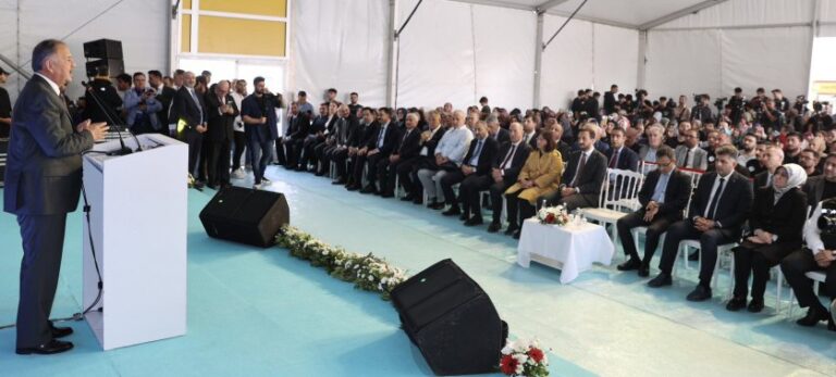 Bakan Özhaseki: “Depreme karşı tek çözüm kentsel dönüşüm”