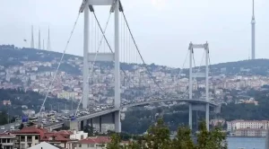 Otoyol ve köprü geçiş ücretlerine yapılan düzenleme ertelendi