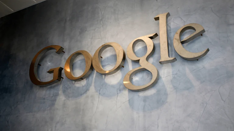 Google, yapay zeka nedeniyle telif hakkı ihlali davalarında müşterilerini koruyacak