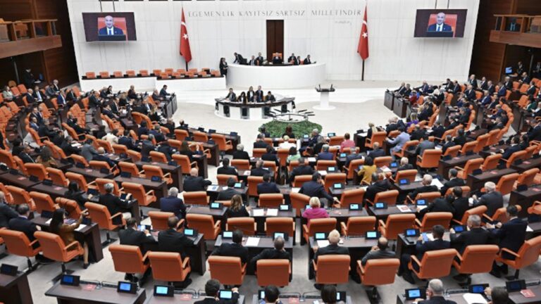 Yeni yılda Meclis gündemi: İşte beklenen düzenlemeler…