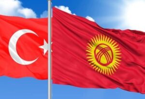 Kırgızistan Cumhurbaşkanı Caparov, Türkiye Cumhuriyeti’nin kuruluşunun 100. yıl dönümünü ve 29 Ekim Cumhuriyet Bayramı’nı kutladı