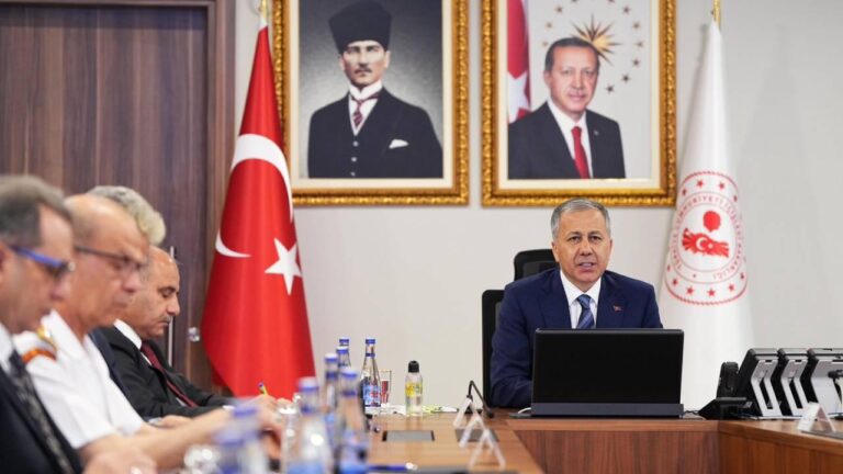 Bakan Yerlikaya başkanlığında terörle mücadele toplantısı