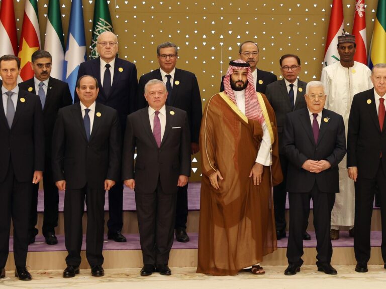 Riyad Zirvesinden, katil siyonist Netanyahu’nun rahatsızlığı