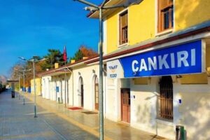 İzmir Milletvekili Altıntaş, “Çankırı içinden tren hattı geçip tren geçmeyen tek il”