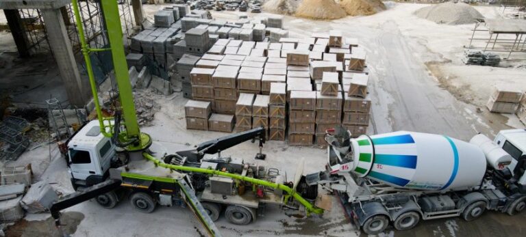 Bakan Özhaseki, “Yapılarda kullanılan betonların her aşamasını elektronik ortamda izliyoruz”