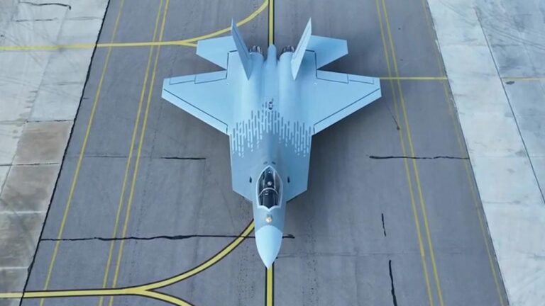 Milli savaş uçağı KAAN’ın ilk uçuşu için geri sayım