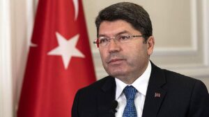 Bakan Tunç: Vatandaşımızın hakkını hukukunu koruyacağız
