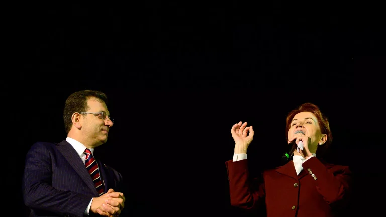 İmamoğlu, Akşener’in ‘partimize operasyon var’ sözleri sonrası konuştu: ‘Eski dost düşman olmaz’