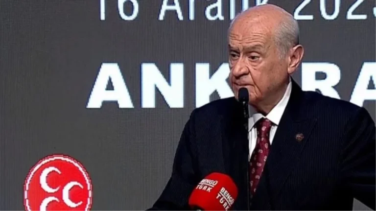 MHP Genel Başkanı Devlet Bahçeli, ‘Önce ülkem ve milletim’ diyorsak bunun gereğini seve seve yapmalıyız.”