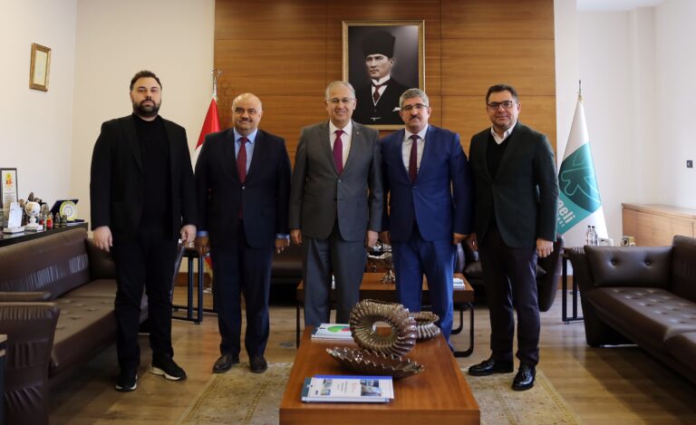 Kocaeli Üniversitesi Rektörü Prof. Dr. Nuh Zafer Cantürk’ten