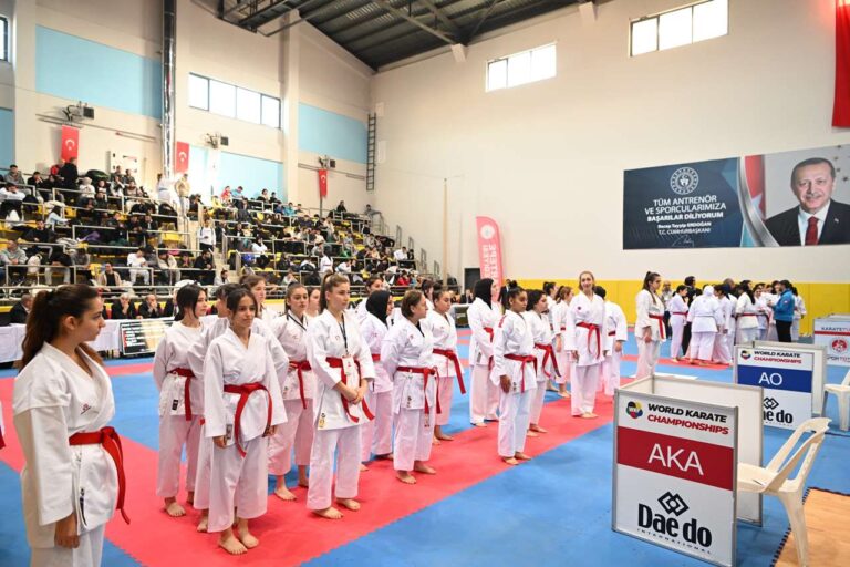 Türkiye Kulüpler Arası Karate Şampiyonası başladı