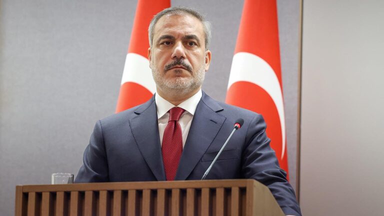 Bakan Fidan: Gazze’de ateşkes ile katliam arasında sadece ABD duruyor