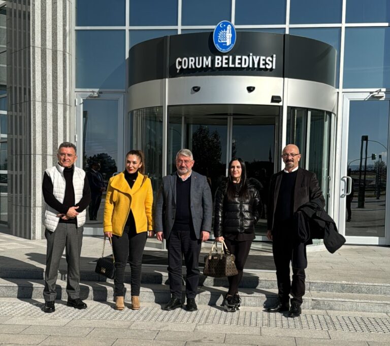 “Türkiye’nin bütçe fazlası veren tek örnek il Çorum Belediyesi”