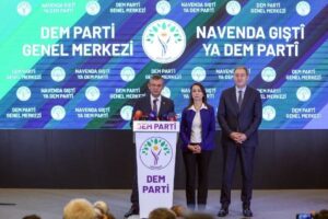 (MHP) Genel Başkanı Devlet Bahçeli, “CHP yönetimi Türkiye Cumhuriyeti’nin karşısına geçmiştir”