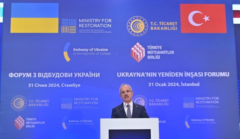 Ulaştırma ve Altyapı Bakanı Abdulkadir Uraloğlu, “Kalkınma yolu için önemli viraj 2024”