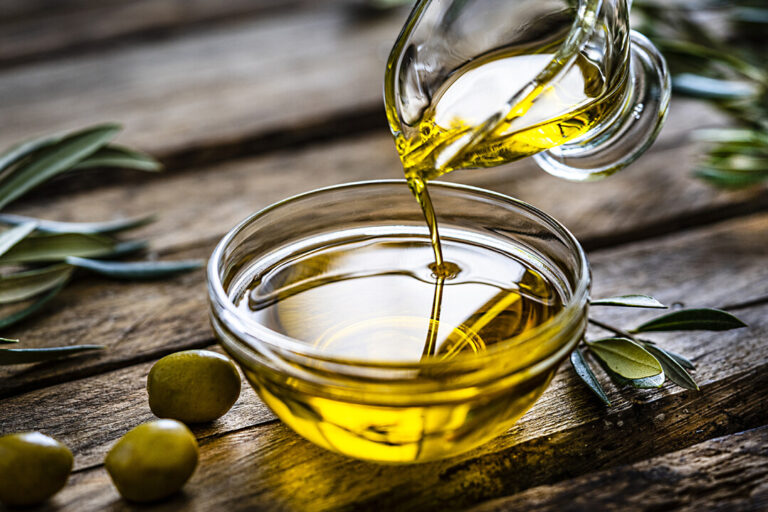 Halk sağlığıyla böyle oynuyorlar… Zeytinyağında sahte test oyunu