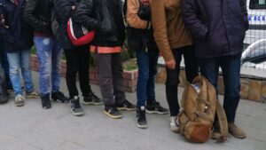 “Kalkan-6” operasyonlarında 121 düzensiz göçmen yakalandı