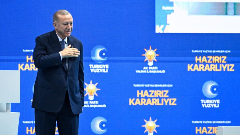 Cumhurbaşkanı Erdoğan, Yalova merkez ve ilçe belediye başkan adaylarını açıkladı