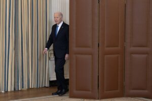 Biden, İç Güvenlik Bakanı’nı görevden almaya yönelik girişimi ‘anayasaya aykırı’ olarak nitelendirdi