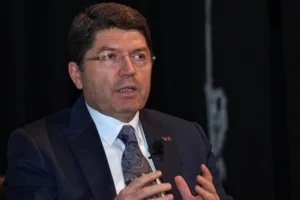 Adalet Bakanı Tunç, 28 Şubat sempozyumuna katıldı
