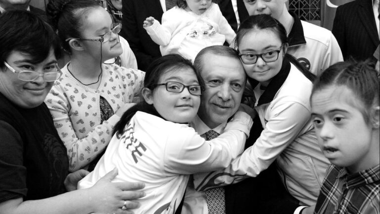 Cumhurbaşkanı Erdoğan’dan Down Sendromu Farkındalık Günü mesajı