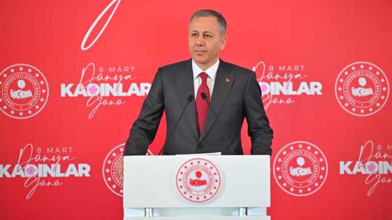 İçişleri Bakanı Ali Yerlikaya, “Türkiye Yüzyılı’nda hedeflerimize ulaşmakta yine kadınlar baş aktördür”