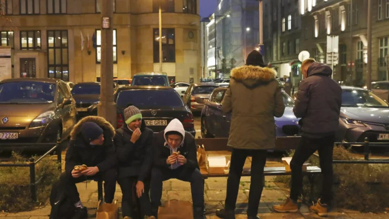 Varşova, kentte yeni bombardıman sığınakları yapacak