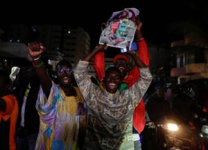 Senegal’de tutuklu muhalif liderler Sonko ve Faye serbest bırakıldı