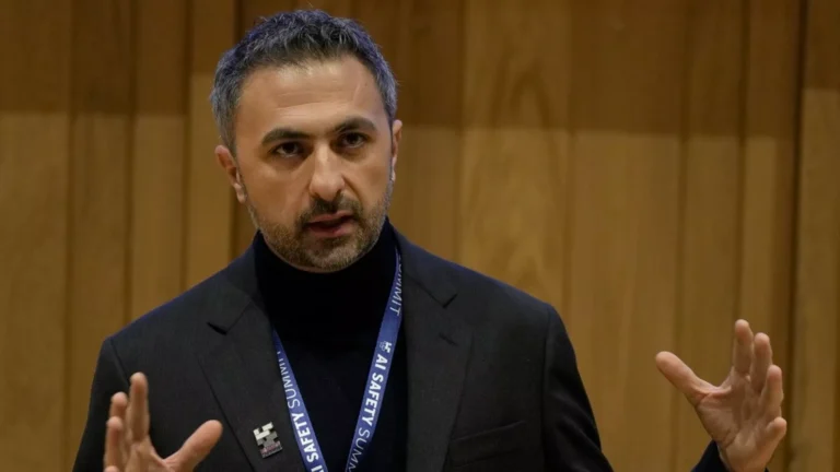 Microsoft, yapay zeka biriminin başına Suriyeli göçmen Mustafa Süleyman’ı getirdi