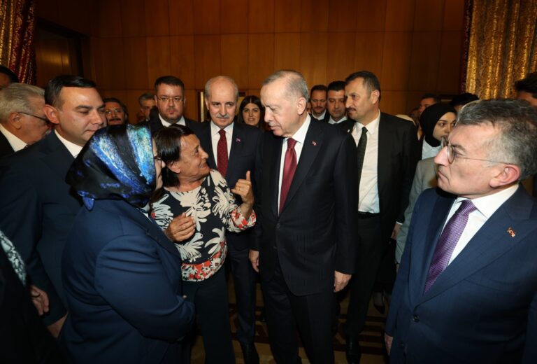 Cumhurbaşkanı Erdoğan, TBMM’deki 23 Nisan resepsiyonuna katıldı