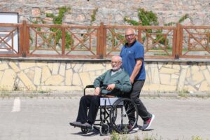 Evde Bakım Yardımı ödemeleri Ramazan Bayramı öncesi hesaplara yatırıldı
