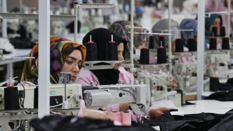 Bakan Göktaş, “Aile Destek Merkezleri’nden (ADEM) bugüne kadar da yaklaşık 3 milyon kişi faydalandı”