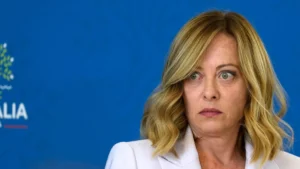 İtalya’da ana muhalefet Başbakan Meloni’nin anayasa reformlarına karşı birleşiyor