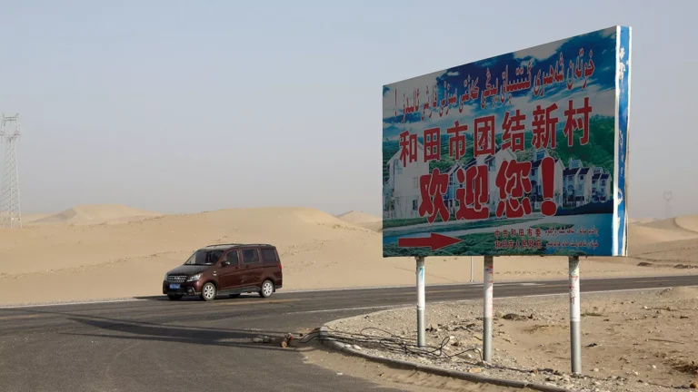 Çin, Sincan’daki yer adlarından Türki-İslami unsurları çıkardı