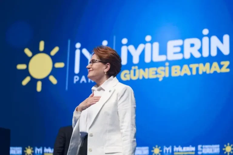 İYİ Parti’de ‘Akşener’in fotoğrafı indirilsin’ krizi